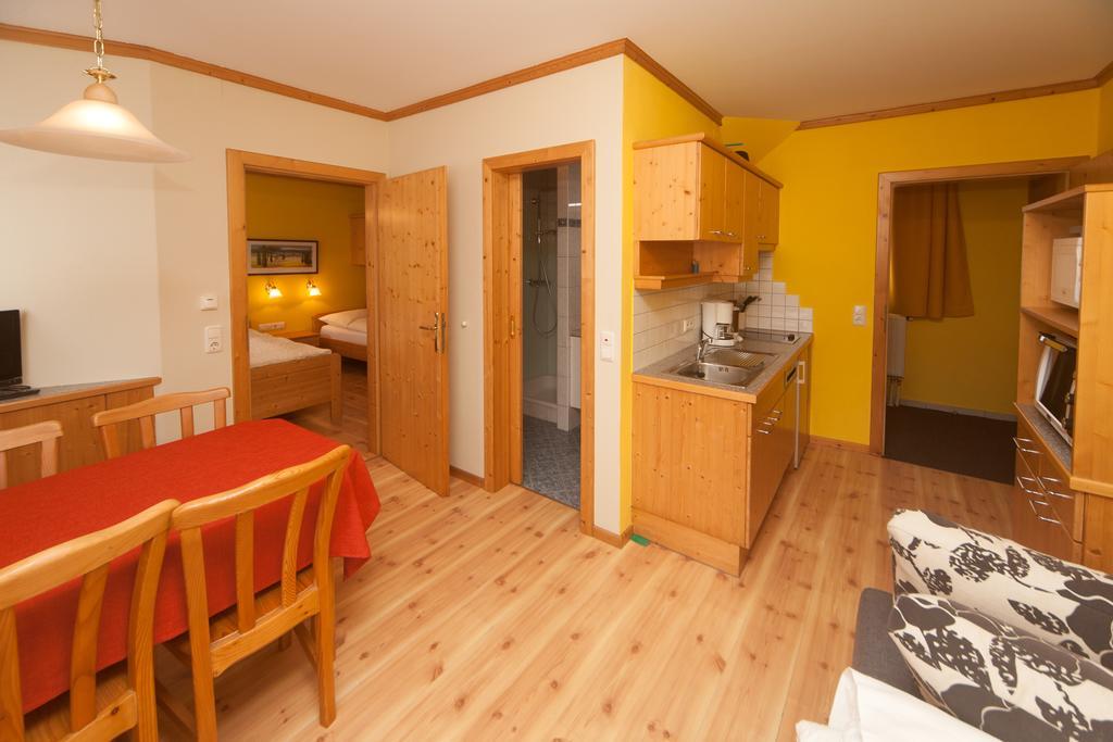 Pension & Reitstall Inghofer Хайденрайхштайн Экстерьер фото